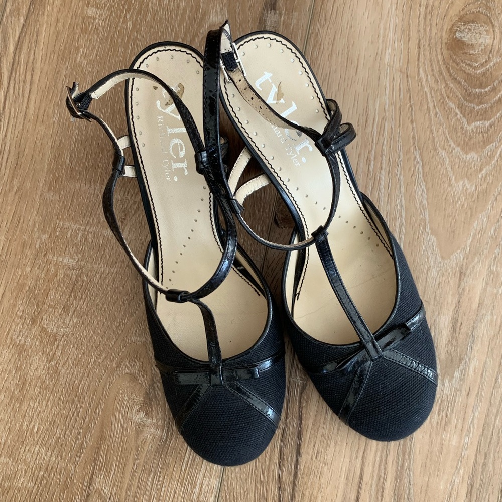 Richard Tyler Framboise Heels